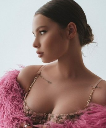 Аленка, 20 лет, 2 размер груди